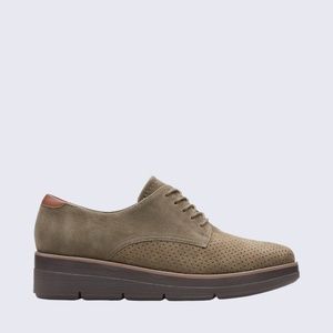 Women's Clarks Shaylin Lace Oxford in Dark Olive Suede. 261 62524